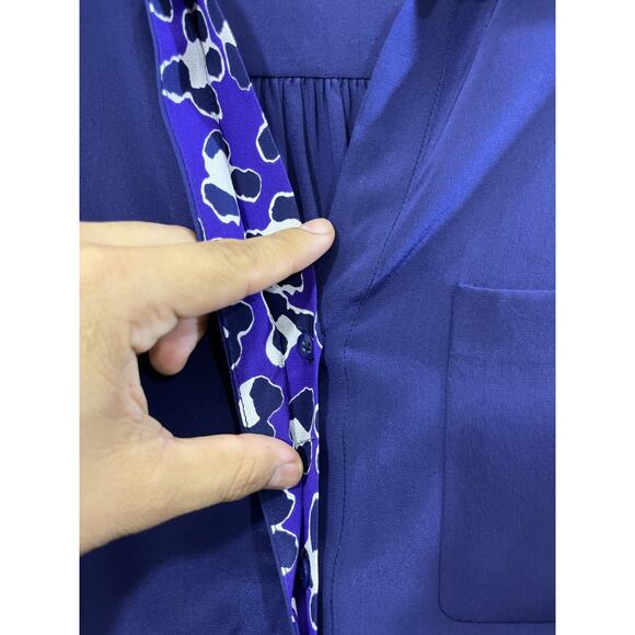 Diane Von Furstenberg Silk Lorelei Two Minimalist Quiet Luxe Sophisticated Top M - Picture 3 of 16